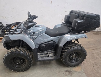 1 kos - Rabljen štirikolesnik:
Znamka: CFMOTO
Kategorija vozila: T3b traktor
Tip: TERROX 400S
Datum