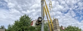 GRADBENO DVIGALO - ŽERJAV BENEZZATO 120 ŠT. 5186, LETO IZDELAVE 2007, DOLŽINA ROKE 40 M, VIŠINA 24M