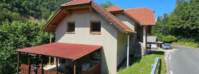 Hiša - Podstudenec 3, 1242 Stahovica