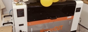 INDUSTRIJSKI LASERSKI REZALNIK 
HYPERCUT PROTEC PRO-60905