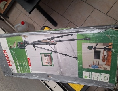LASERSKI MERILNIK «BOSH UNIVERSAL LEVEL 360«