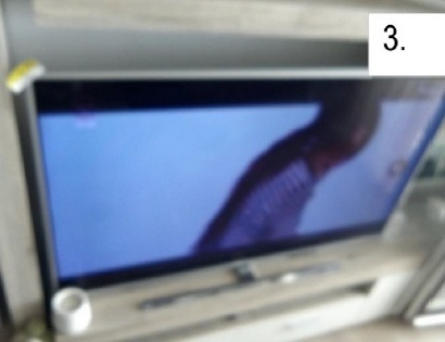 LCD TV PHILIPS