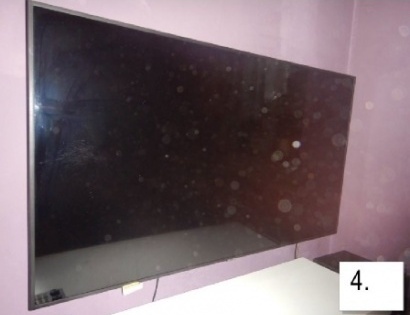 LCD TV SAMSUNG, VEČJI + STENSKI NOSILEC