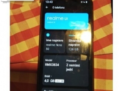 Mobilni telefon REALME UL serijska RMX3834