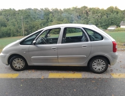 osebni avtomobil: CITROEN XSARA PICASSO
1.6 i 16V
letnik: 2008
datum prve registracije: 24.01.2008
d