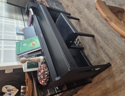 PIANINO CASI 0 400,00