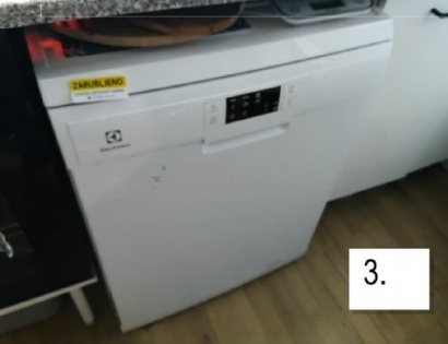 POMIVALNI STROJ ELECTROLUX