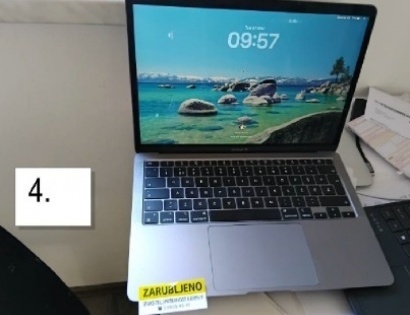 PRENOSNI RAČUNALNIK MACBOOK AIR