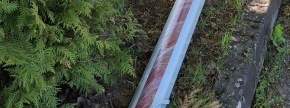 Prodajamo rabljeno zunanjo električno zapornico- rampo, dolžine 3 m