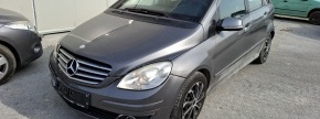 Rabljen osebni avtomobil MERCEDES BENZ B 180 CDI
Datum prve registracije: 17. 12. 2012- Francija
Net