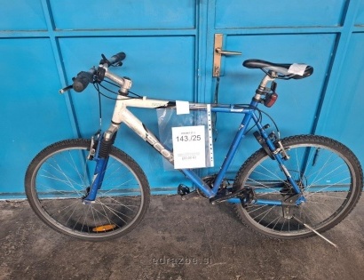 Rabljeno – Kolo modro bele barve znamke SCOTT  št. MOHI93605