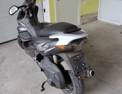 Rabljeno, motorno, kolo iz druge države članice EU - Italije:
Znamka: PIAGGIO
Vrsta vozila: skuter
T