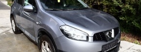 Rabljeno vozilo, prva registracija 02.04.2010, število kilometrov po števcu 204.438, na vozilu so vi