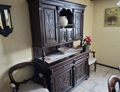STARINSKA OMARA OREH, STARA CCA. 100 LET, RESTAVRIRANA 800,00
