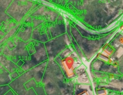 Stavbno zemljišče - Knežja Lipa, 1330 Kočevje