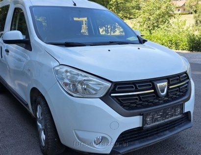 Tovorno vozilo furgon, Dacia Dokker 1,5/DCI, prva registracija 01.06.2017, na več mestih vidne manjš