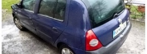 vozilo:RENAULT CLIO / 1.2;reg.št:KKBJ-342;št.šasije:VF1BB2DEF31334272;ključi:Izvršitelj NE razpolaga