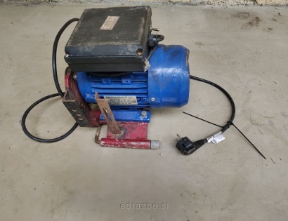 Vrsta premičnine: elektromotor
Znamke: ML 8014
Opis: eno fazni, moč 0.55 kW, 0.75 HP, rabljen