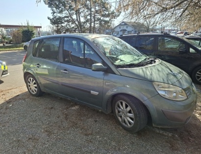 Vrsta prevoznega sredstva: Osebno vozilo 
Znamka in model: RENAULT SCENIC / 1.5 / DCI 
VIN: VF1JMSE0