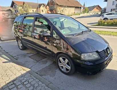 Vrsta prevoznega sredstva: Osebno vozilo 
Znamka in model: SEAT ALHAMBRA / 1.9 / TDI
VIN: VSSZZZ7MZ6