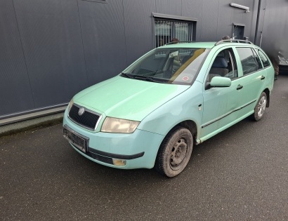 Vrsta prevoznega sredstva: Osebno vozilo 
Znamka in model: ŠKODA FABIA / COMBI 1.4
VIN: TMBHB46Y4132