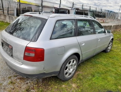 Vrsta prevoznega sredstva: rabljen osebni avtomobil 
Znamka: Audi A6 Avant 1.9
Datum prve registraci