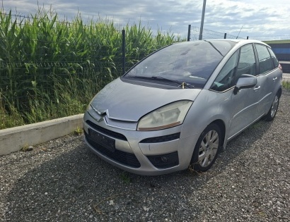 Vrsta prevoznega sredstva: rabljen osebni avtomobil 
Znamka: Citroen C4 Picasso 1.6 Hdi
Datum prve r
