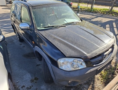 Vrsta prevoznega sredstva: rabljen osebni avtomobil 
Znamka: Mazda Tribute 2.0i 4x4
Datum prve regis