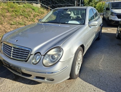 Vrsta prevoznega sredstva: rabljen osebni avtomobil 
Znamka: Mercedes Benz E 270 (dizel)
Datum prve