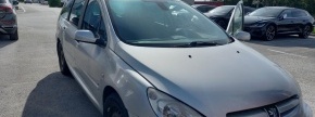 Vrsta prevoznega sredstva: rabljen osebni avtomobil 
Znamka: Peugeot 307 Monospace 2.0 HDi
Datum prv