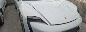 Vrsta prevoznega sredstva: rabljen osebni avtomobil 
Znamka: Porsche Taycan Turbo (elektro pogon)
Da