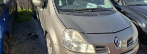 Vrsta prevoznega sredstva: rabljen osebni avtomobil 
Znamka: Renault Modus 1.2 16v
Datum prve regist