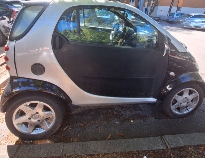 Vrsta prevoznega sredstva: rabljen osebni avtomobil 
Znamka: Smart Coupe 45
Datum prve registracije: