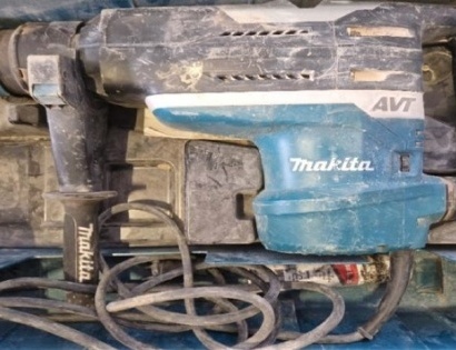 Vrtalno kladivo Makita HR 5212C (52 mm)