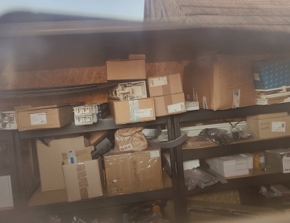 ZALOGE DROBNEGA ELEKTRO MATERIALA